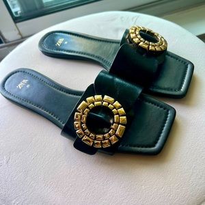 Zara leather sandal/slide with metallic buckle.